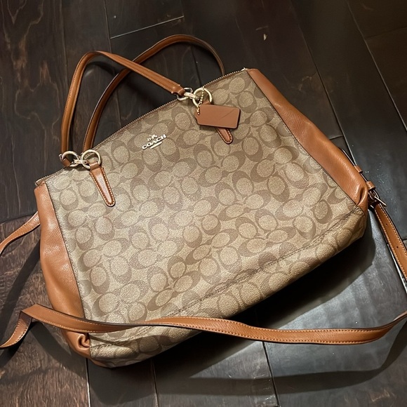 Coach Christie carryall with matching wallet EUC - Picture 5 of 16